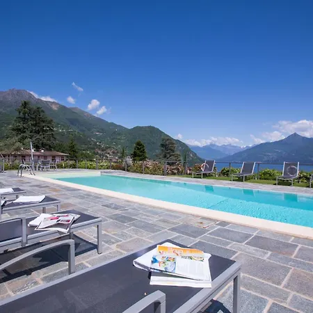 Daire Penthouse-lakeview-ac-private Garden Menaggio